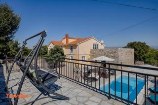 Luxury and modern villa with pool near beach by Traveler tourist agency Krk - ID 2138 - Vrh - 6