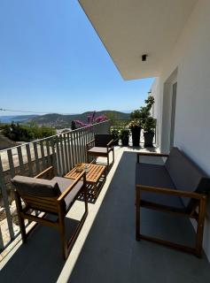Rural home Basin dvor with jacuzzi - Vinišće - 8