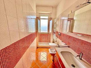 300 mt near the sea and the station exclusive apartment - Albenga - 8