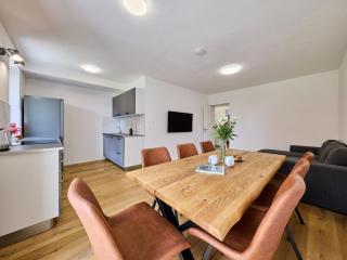 Apartment Modern Mountain Terrace Retreat & Pets by Interhome - 0