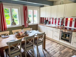 Apartment Laerchenshus by Interhome - Borgsum - 8