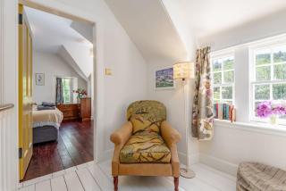 Gardener's Cottage - 9