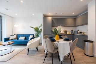 City Center Ultra-Luxe 2Bed Villa Amalfi - Manchester - 3