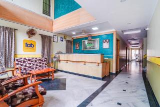 FabHotel ESS Paradise - Nr Bus stand - 9