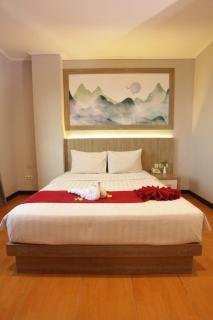 Front One HK Resort Simpang Lima - Jomblang - 1