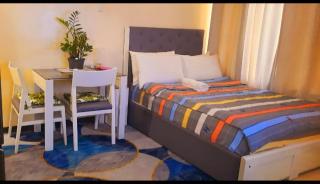 Cozy Corner Haven near Venice Grand Canal Mall - Manila - 4