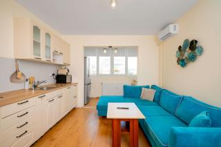 Your 2BD Home Away From Home with Working Space - Sofia - 0