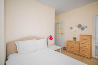Your 2BD Home Away From Home with Working Space - Sofia - 7