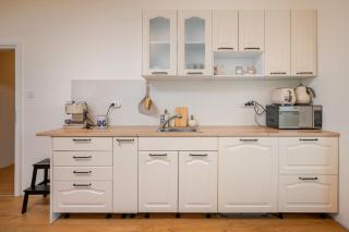 Your 2BD Home Away From Home with Working Space - Sofia - 9