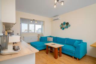 Your 2BD Home Away From Home with Working Space - Sofia - 6