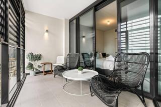 Stylish 2 Bed in Central CBD with Pool & Gym - Sydney - 8