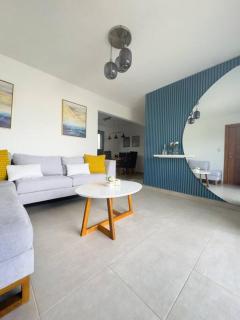 Hermoso apartamento con piscina en Santiago - Santiago de los Caballeros - 0