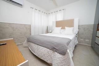 Hermoso apartamento con piscina en Santiago - Santiago de los Caballeros - 2