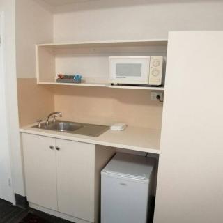 Lovely Studio on Gouger Free WI-FI - Adelaide - 2