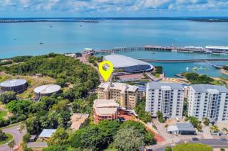 Darwin Esplanade Walk to Waterfront Wines and Waves - 9