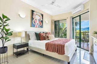 Luxury Retreat in Cairns with Pool - Cairns - 8