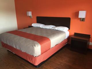 Motel 6-Waco, TX - 5