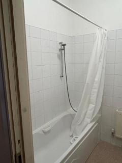 004 Spacious 3 Bed Apartment in Dublin City Centre - Dublin - 7