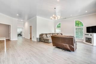 Single-Story Home about 7 Mi to Old Towne Conyers! - Conyers - 7