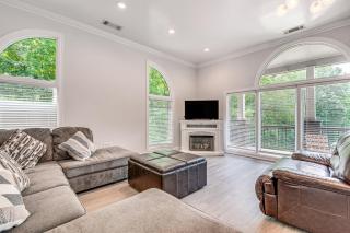 Single-Story Home about 7 Mi to Old Towne Conyers! - Conyers - 5