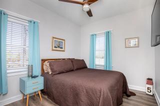 2 Bedroom Tiny House in Deltaville - 3