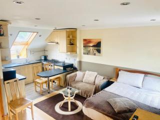 Quaint studio flat in Harrow - Harrow on the Hill - 0