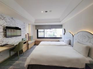 CHECK inn Taichung Wenxin Zhongqing - Taichung - 1