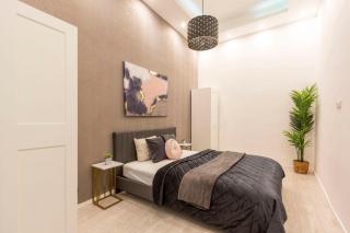 Deluxe Top Center Izabella Apartment By Cavaland - Budapest - 6