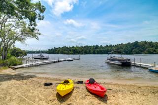 Plymouth Getaway with Private Lake Beach and Kayaks! - Plymouth - 9