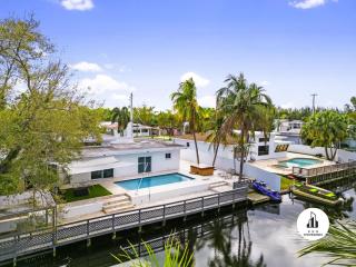 Uhost AI - Luxurious 5B Home w Pool & Lounge - Miami - 2
