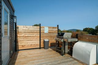 room with private bathroom - 6