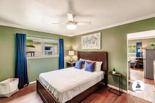 Uhost AI - Updated 1B1B Hideaway - Sleeps 3 - Hollywood - 8