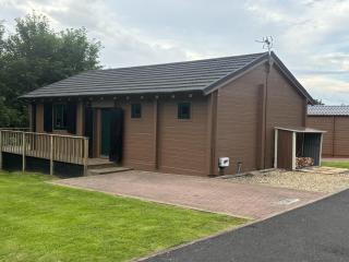 Pet Friendly - Lodge at Riverview Holiday Park - 7