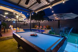 Casa Plomo - 10 bed, 5 bdrm - One Block from Clubs - Jacó - 6