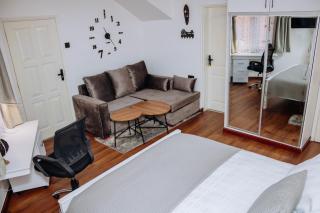 Cozy Corner Chic Studio Haven - Nairobi - 5