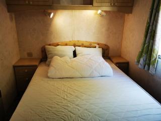 Bungalow camping 3 étoiles - Chazelles-sur-Lyon - 4