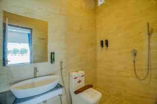 Seaborne Beach Resort - 8