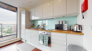 Basildon - 2 Bed Flat - Sleeps 5 - Near Station - Basildon - 5