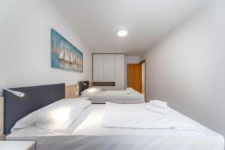 Garden Sunset Suite Apartment - 5