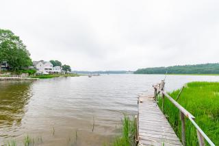 Spacious 3BR Sunset Island Beach House - 3