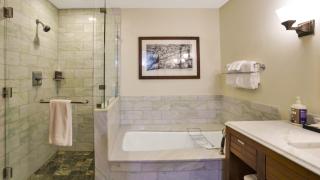1116 Lodge At Spruce Peak Ski In Ski In Ski Out King Studio By Stowe Mountain Rentals - 2