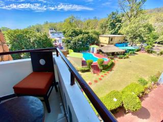 Shelton Blu Resort By Mango People - 1