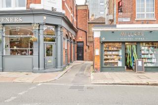 Sonder The Prince, Vauxhall - London - 3