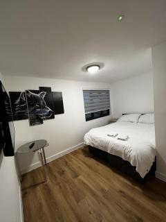 The Barrington Hotel - New Barnet - 1