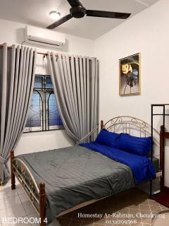 AR-RAHMAN HOMESTAY KUALA TERENGGANU Semi-D, 2-storey, 4-Bedroom 4-Bathroom, 25x13feet Private Swimming Pool with 5 feet Fountain - Kuala Terengganu - 9
