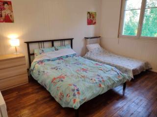 1 Chambre Privée 1 à 2 Voyageurs ,Cuisine & Toilette Partagées ,1 Room Private 1 at 2 Guests,Shares Kitchen &Toilet - 2