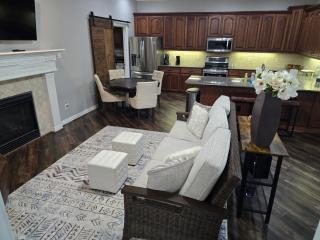Exquisite Country Guest House with POOL, HOT TUB & HUGE GAZEBO - Seagoville - 9