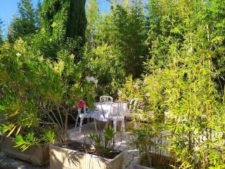VAR Studio Rez de chaussée - bord mer et campagne - au calme loin du béton - 1