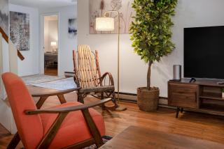 Cabin w Hot Tub, WiFi, Deck, Grill & Dog-Friendly! - Berkeley Springs - 1