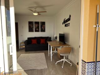 Nomad's Nest - Sea View Apartment with Pool - Ideal for Vacation & Remote Work - Santa Úrsula - 1